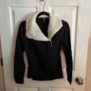 Kenzie women’s zip sweatshirt